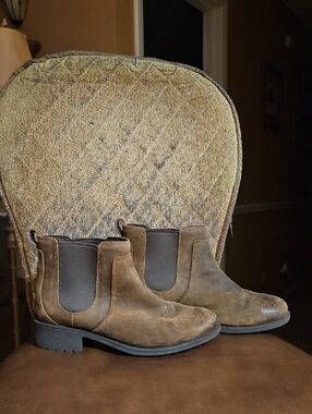 UGG Bonham II Distressed Brown Leather Ankle Chelsea Boots Booties Shoes